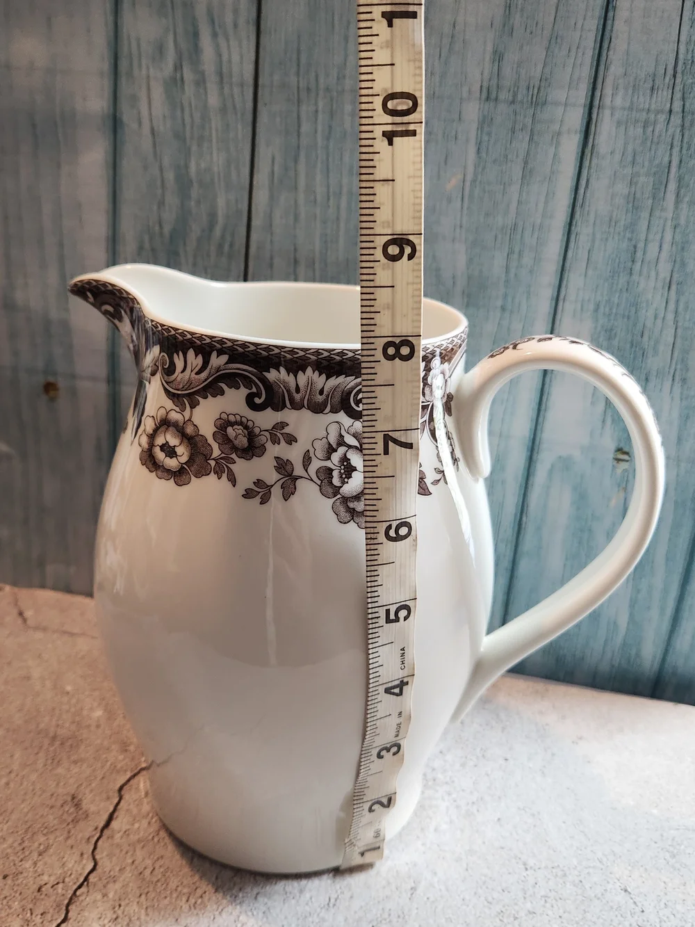 Spode Delamere Brown 56 Oz Pitcher